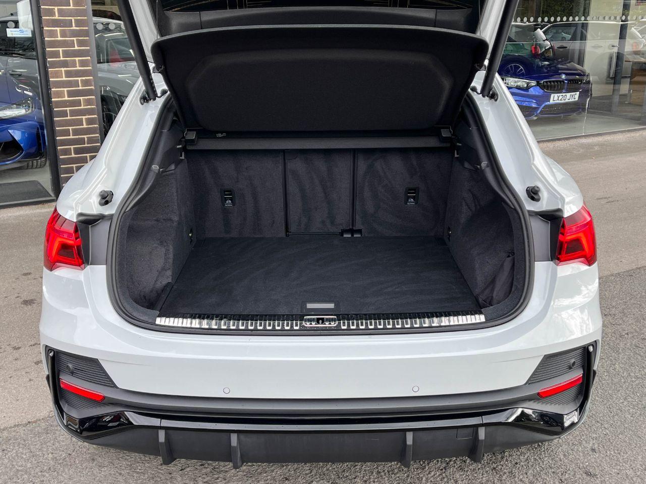 Audi Q3 Sportback 35 TFSI 1.5 Black Edition S tronic 150ps Estate Petrol Glacier White Metallic