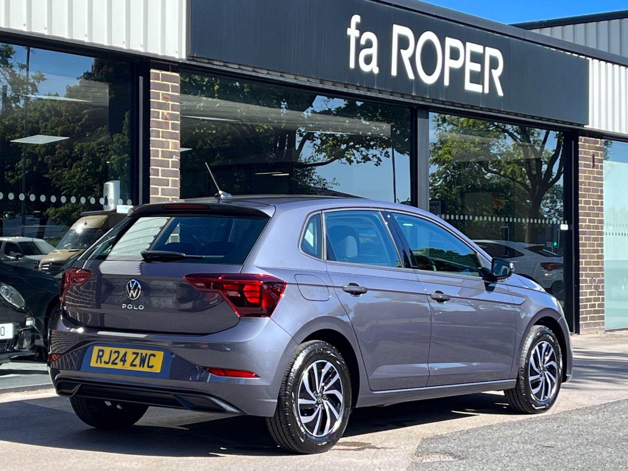 Volkswagen Polo 1.0 TSI Life 95ps Hatchback Petrol Smokey Grey Metallic