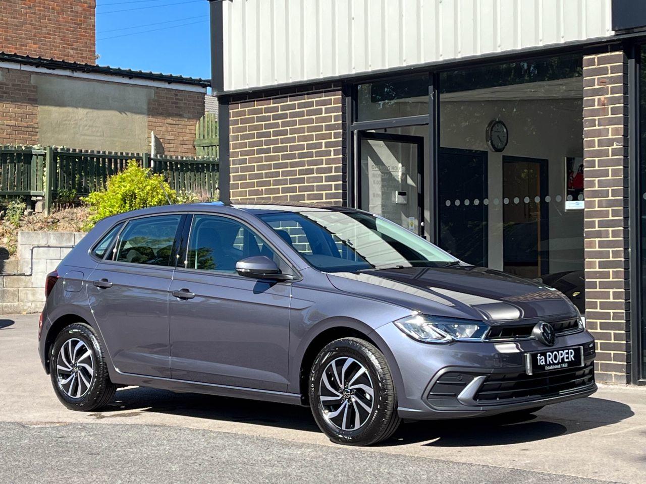 Volkswagen Polo 1.0 TSI Life 95ps Hatchback Petrol Smokey Grey Metallic