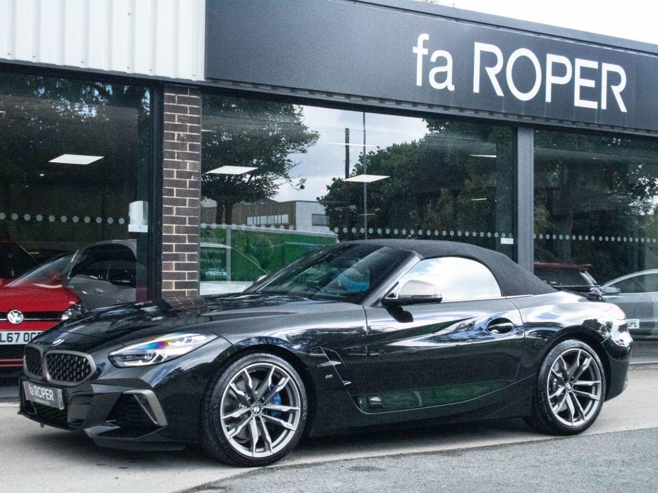 BMW Z4 M40i 3.0 sDrive Auto 340ps Convertible Petrol Black Sapphire Metallic