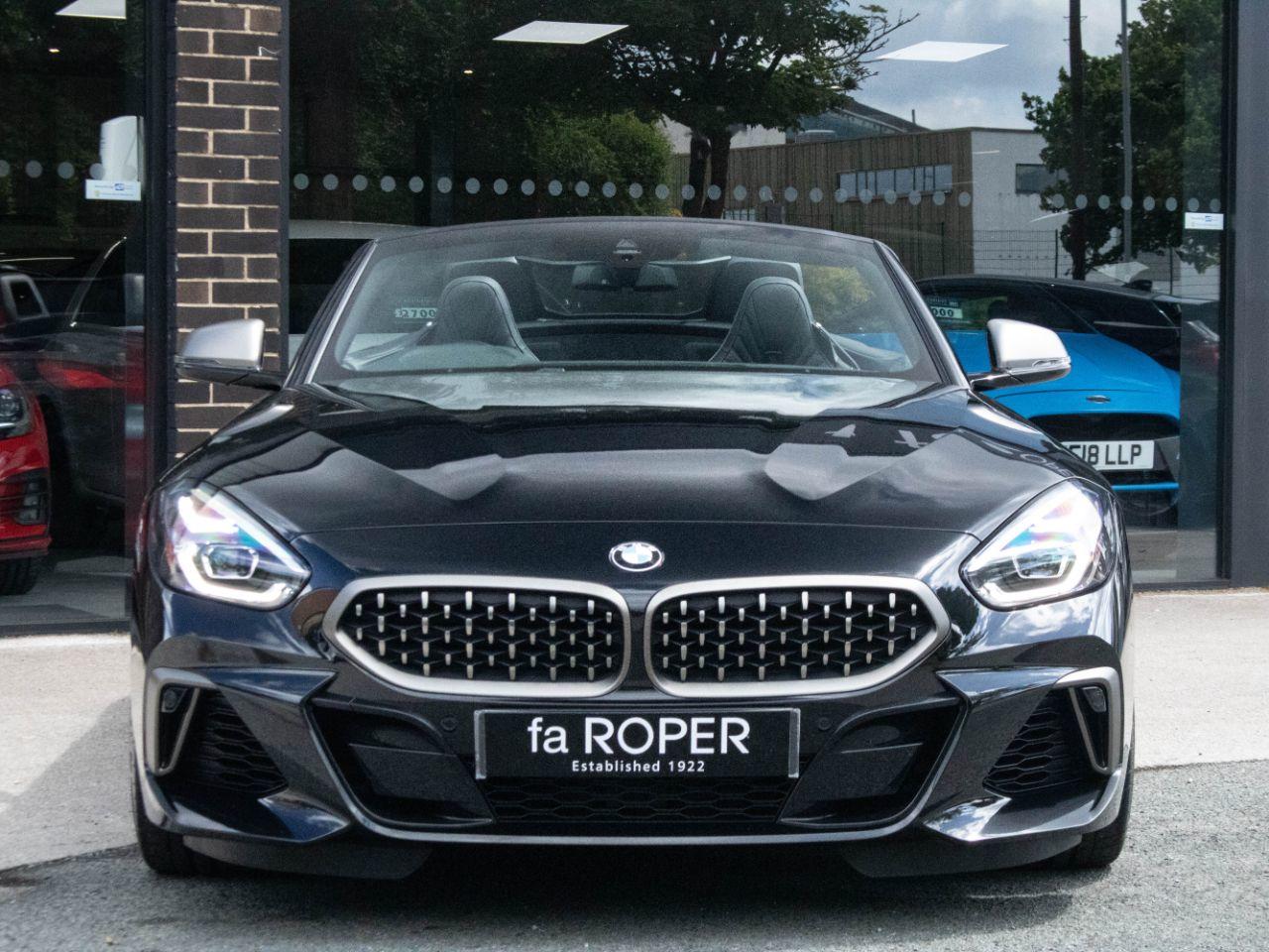 BMW Z4 M40i 3.0 sDrive Auto 340ps Convertible Petrol Black Sapphire Metallic