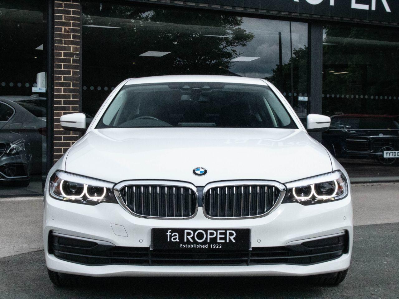 BMW 5 Series 2.0 520d SE Auto 190ps Saloon Diesel Alpine White