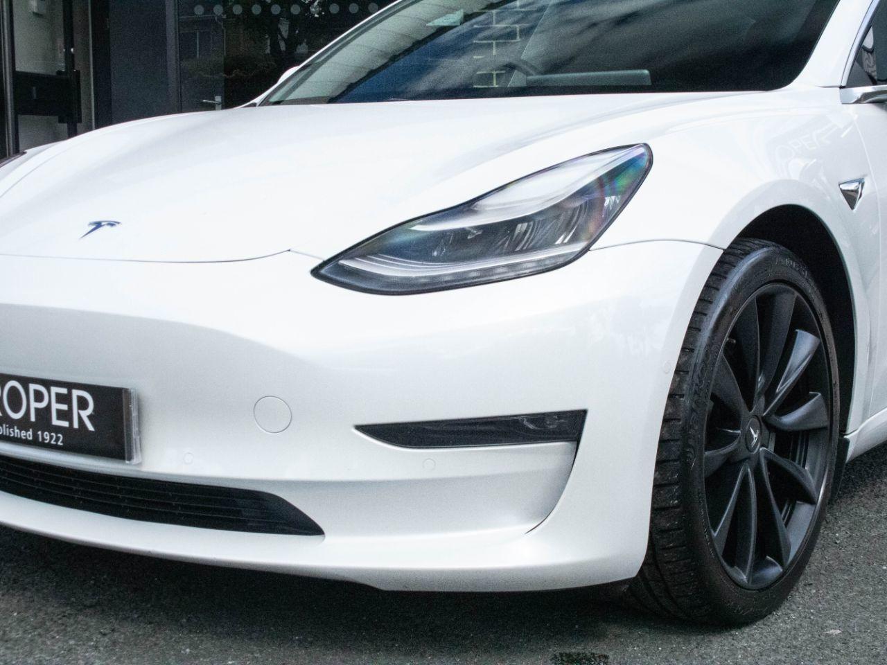 Tesla Model 3 Long Range Dual Motor AWD Auto Saloon Electric Pearl White Multi Coat