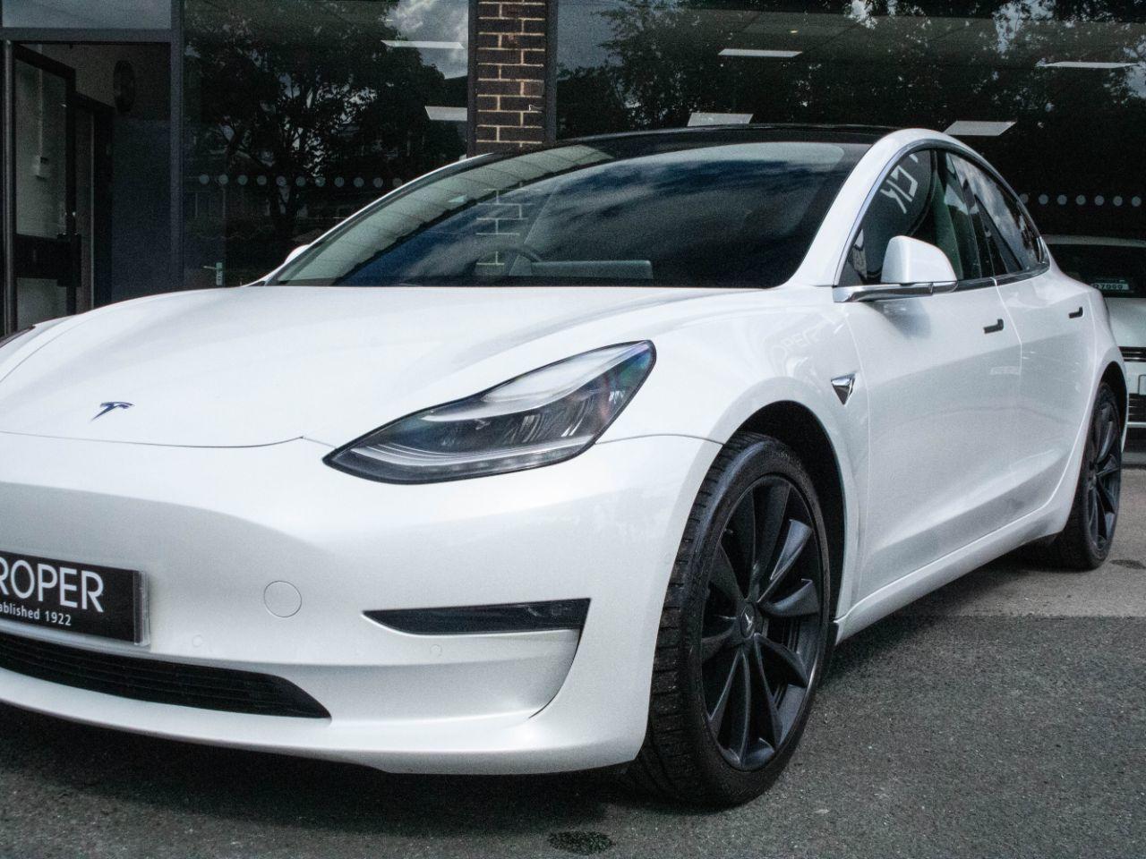 Tesla Model 3 Long Range Dual Motor AWD Auto Saloon Electric Pearl White Multi Coat