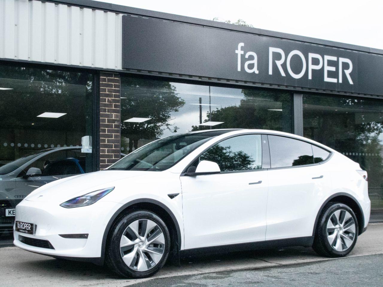 Tesla Model Y Dual Motor Long Range All Wheel Drive Auto MPV Electric Pearl White Multi Coat