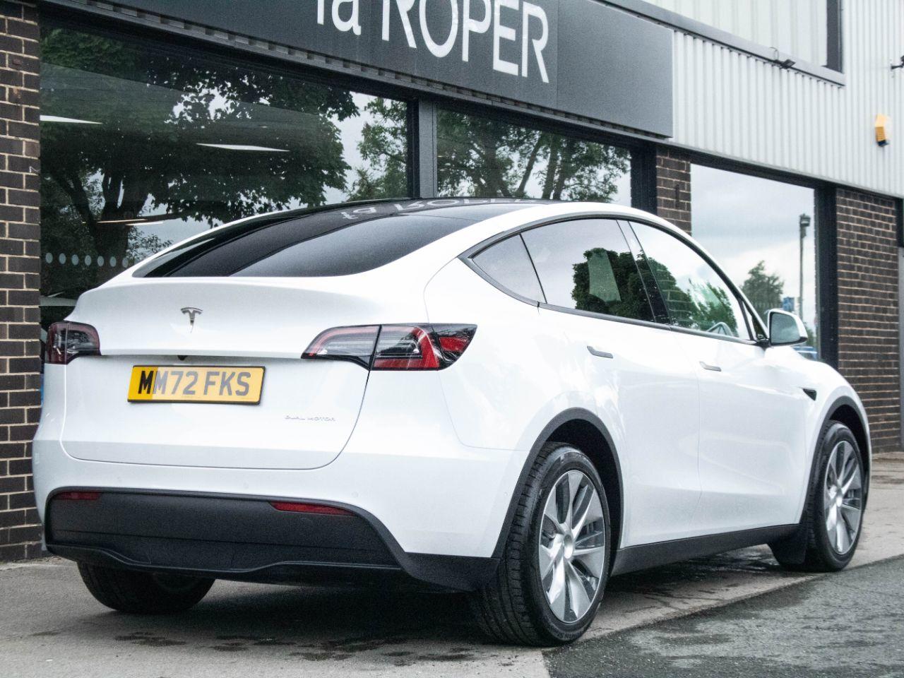 Tesla Model Y Dual Motor Long Range All Wheel Drive Auto MPV Electric Pearl White Multi Coat