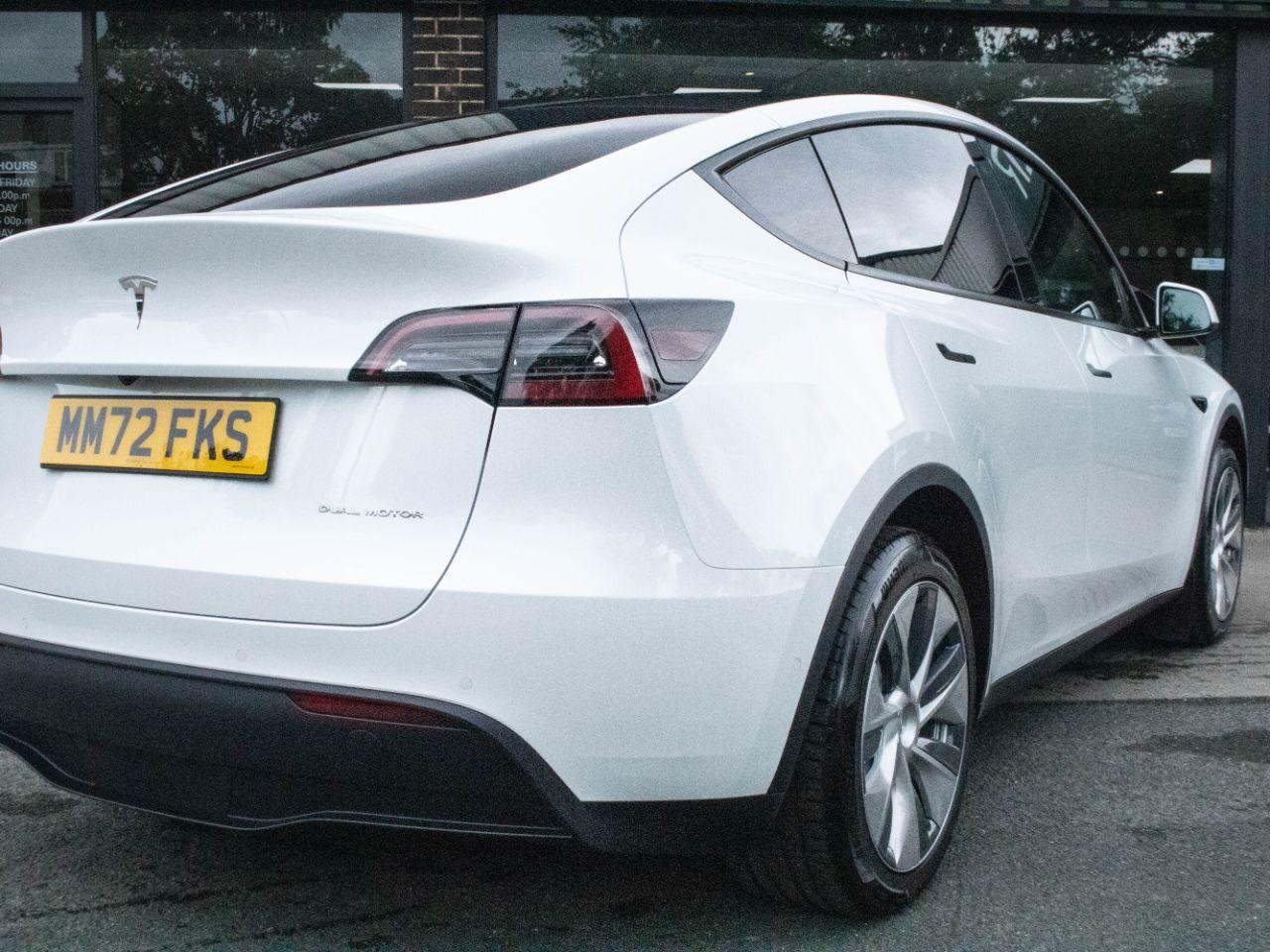 Tesla Model Y Dual Motor Long Range All Wheel Drive Auto MPV Electric Pearl White Multi Coat