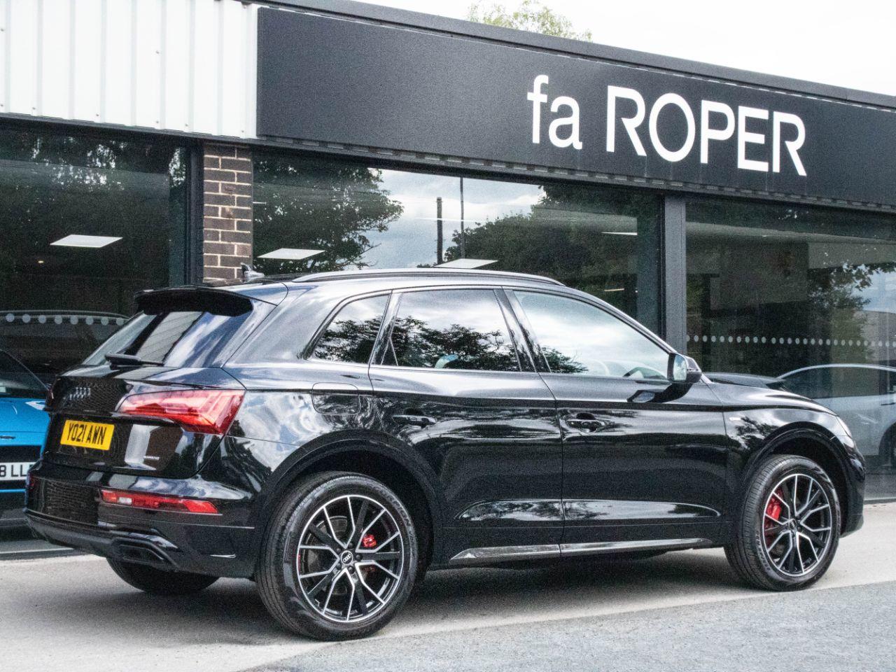 Audi Q5 SUV 2.0 TFSIe 50 quattro Edition 1 S tronic 299ps Estate Petrol / Electric Hybrid Mythos Black Metallic