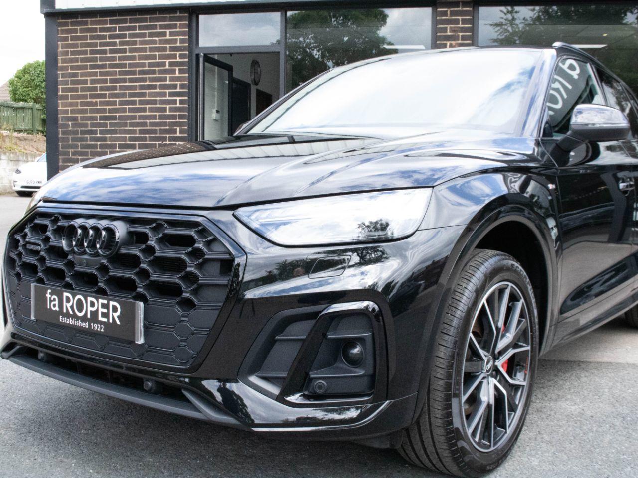 Audi Q5 SUV 2.0 TFSIe 50 quattro Edition 1 S tronic 299ps Estate Petrol / Electric Hybrid Mythos Black Metallic