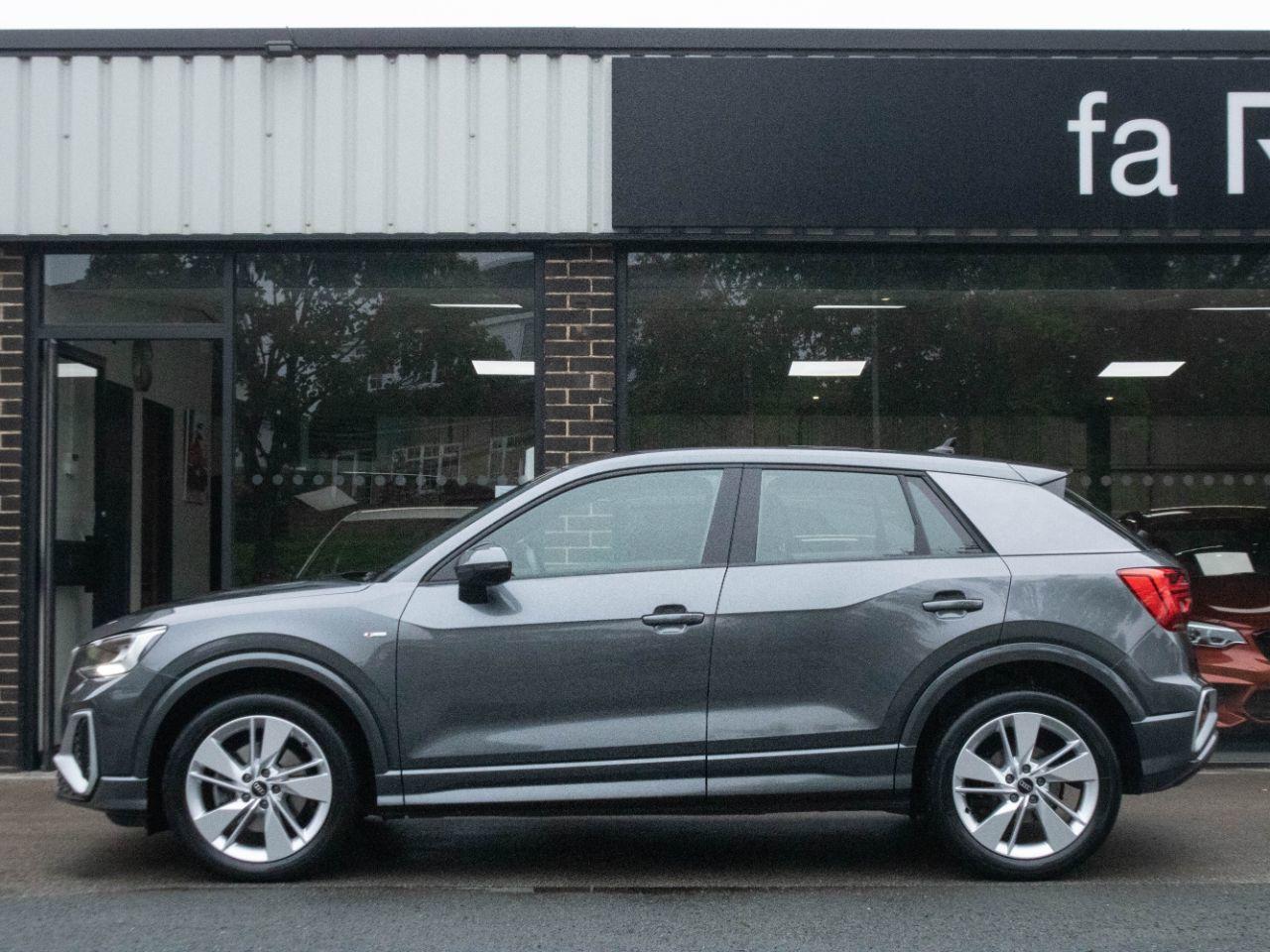 Audi Q2 2.0 TFSI 40 S Line quattro S tronic 190ps Estate Petrol Daytona Grey Metallic