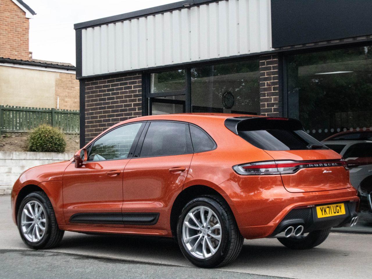 Porsche Macan 2.0 T 4WD PDK Auto 265ps Estate Petrol Papaya Metallic