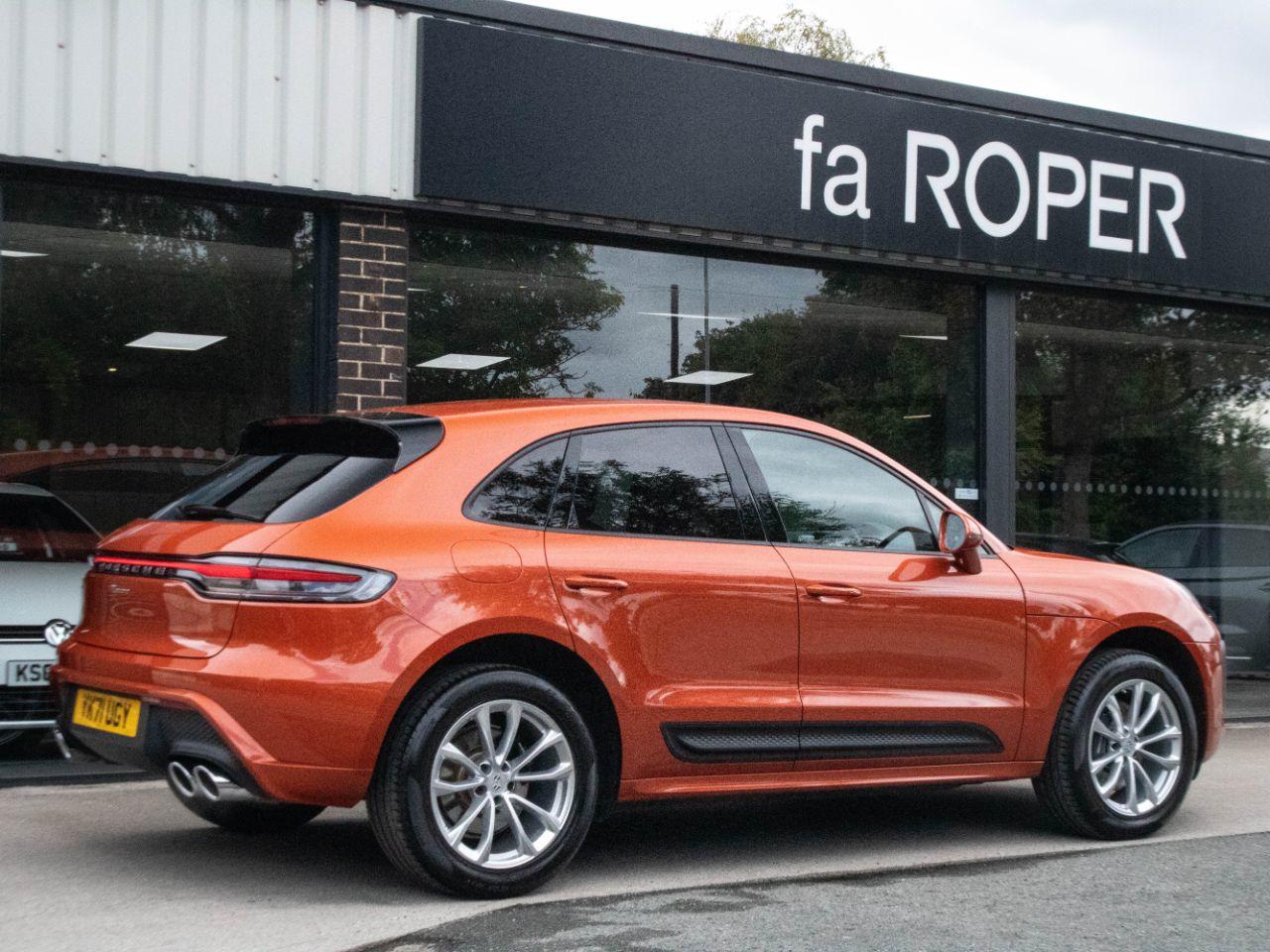 Porsche Macan 2.0 T 4WD PDK Auto 265ps Estate Petrol Papaya Metallic