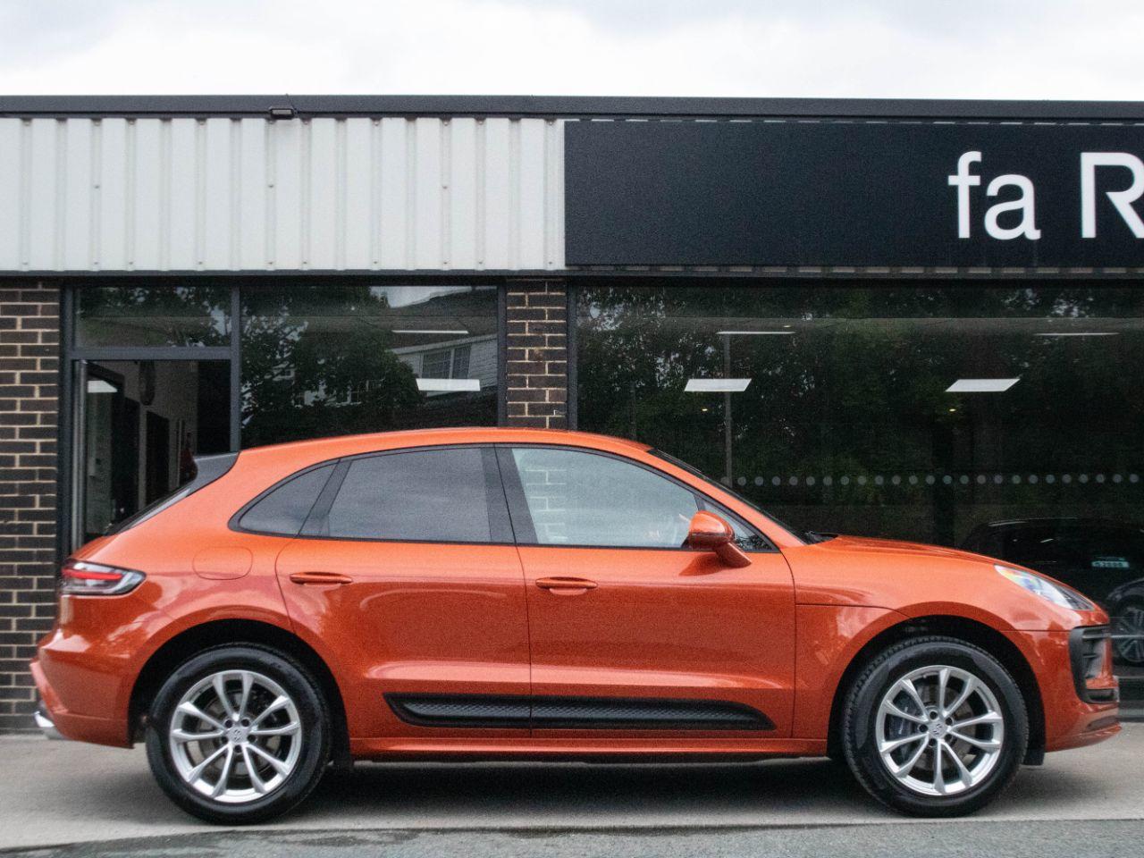 Porsche Macan 2.0 T 4WD PDK Auto 265ps Estate Petrol Papaya Metallic