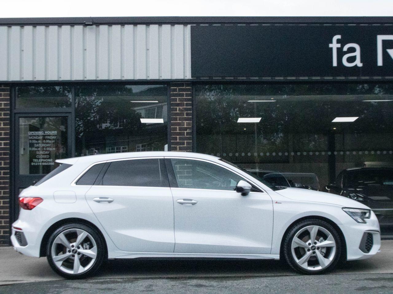 Audi A3 Sportback 1.5 TFSI 35 S Line S tronic 150ps Hatchback Petrol Glacier White Metallic