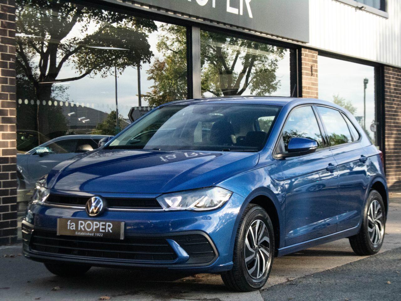 Volkswagen Polo 1.0 TSI Life 95ps Hatchback Petrol Reef Blue Metallic