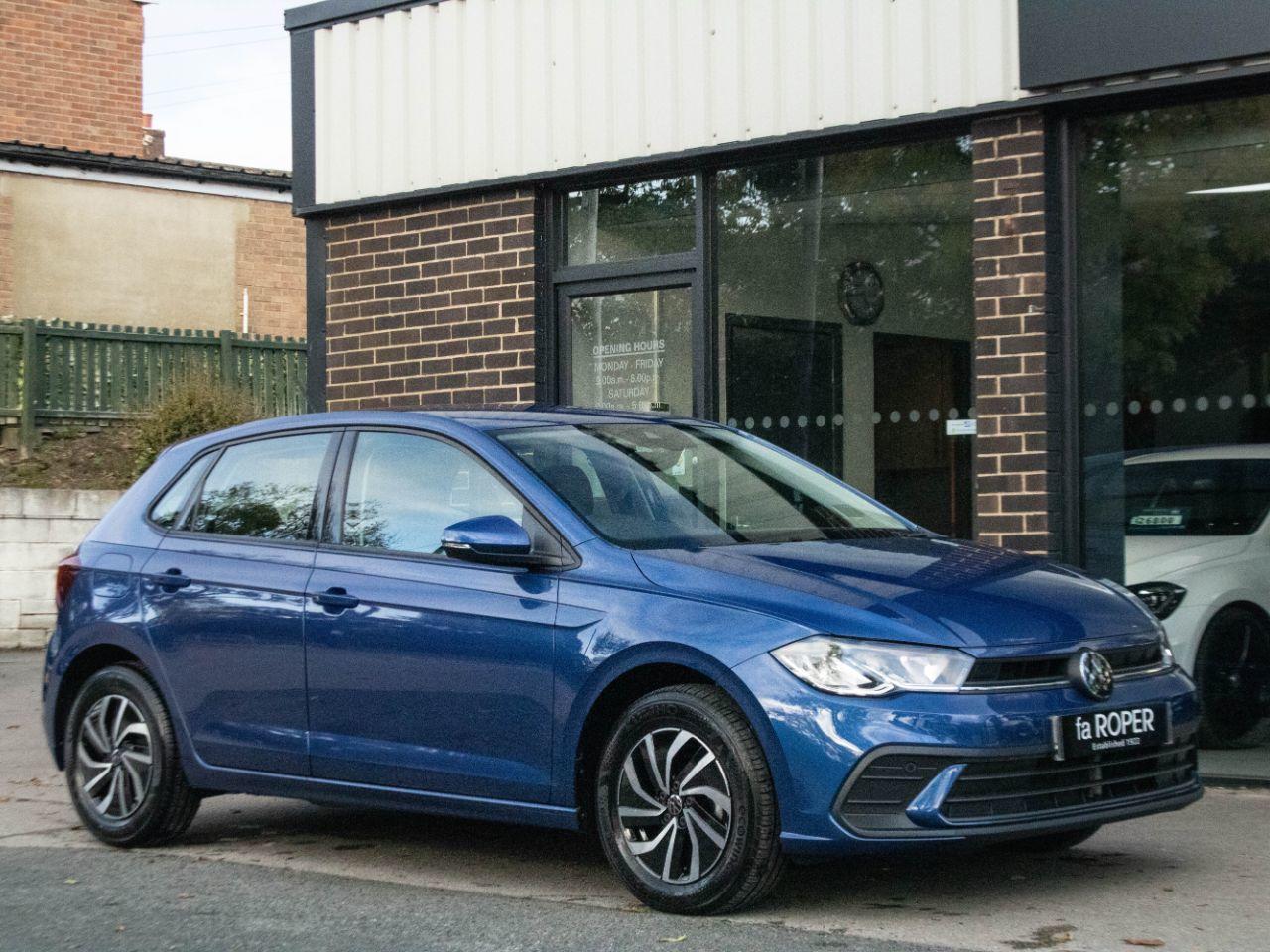 Volkswagen Polo 1.0 TSI Life 95ps Hatchback Petrol Reef Blue Metallic