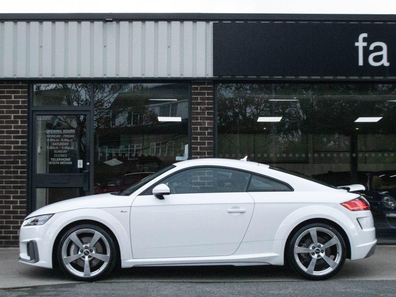 Audi TT Coupe 2.0 TFSI 45 S Line quattro S tronic 245ps Coupe Petrol Ibis White