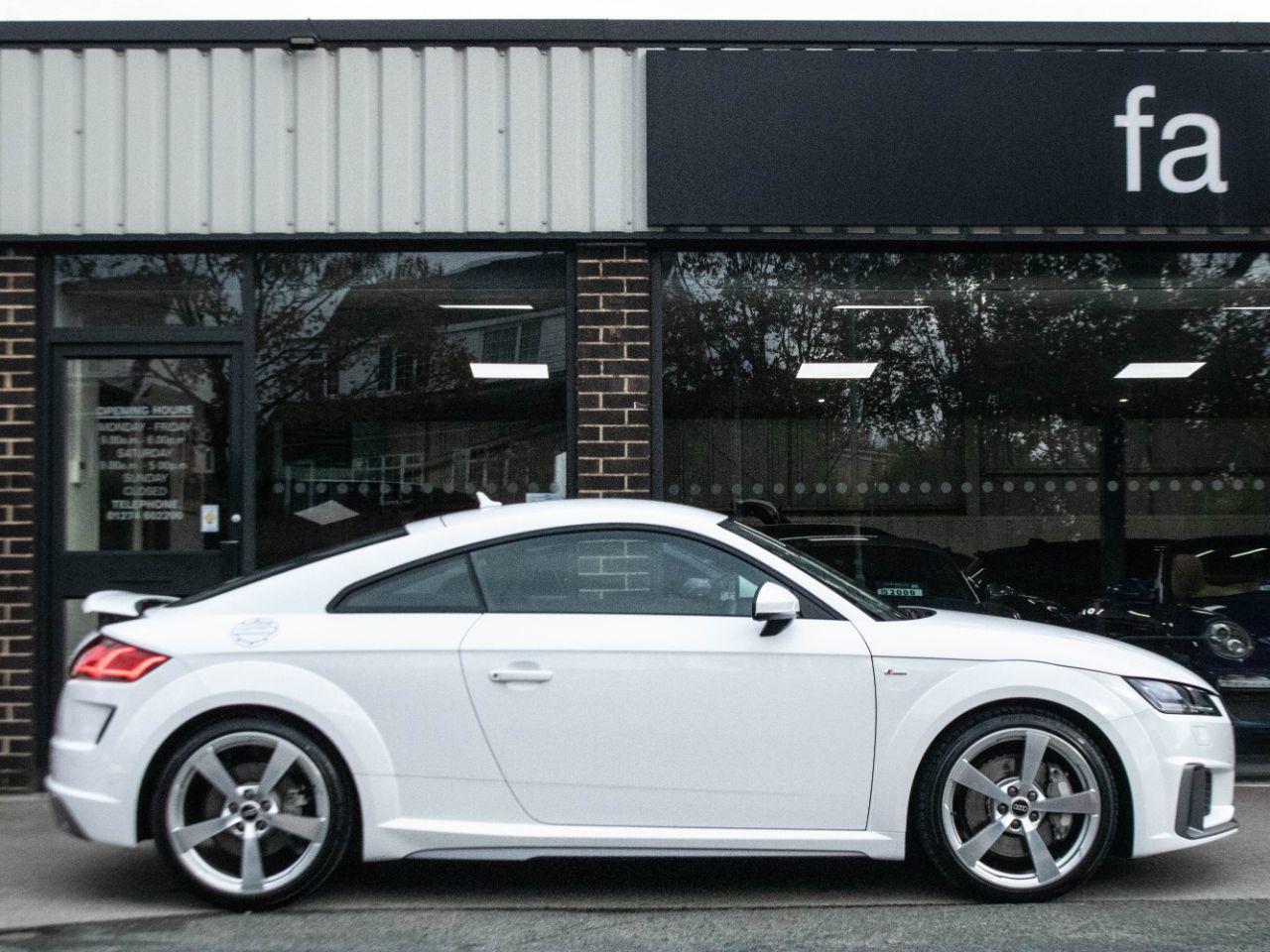 Audi TT Coupe 2.0 TFSI 45 S Line quattro S tronic 245ps Coupe Petrol Ibis White