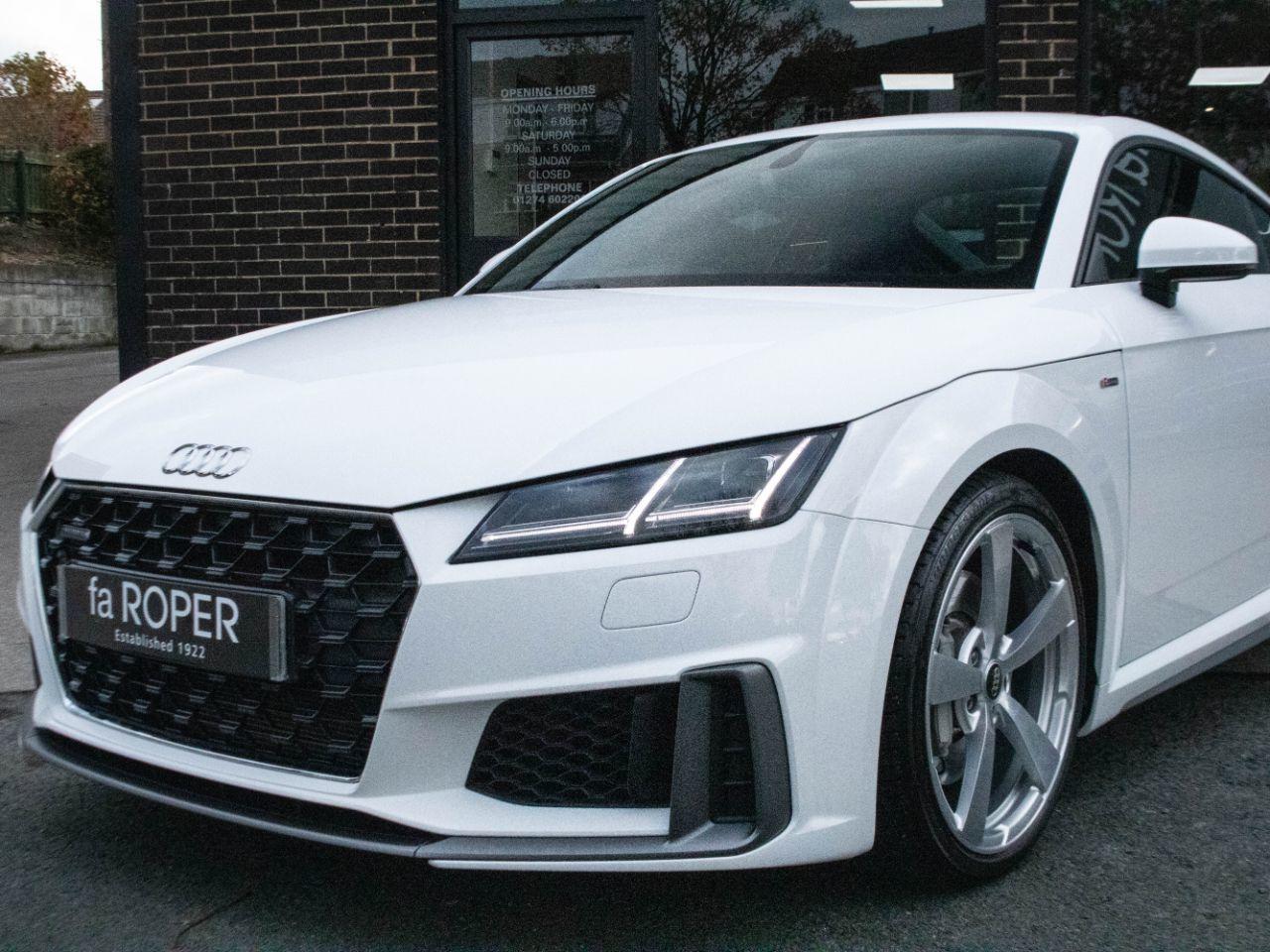 Audi TT Coupe 2.0 TFSI 45 S Line quattro S tronic 245ps Coupe Petrol Ibis White