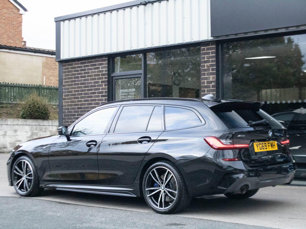 BMW 3 Series 2.0 320d xDrive M Sport Pro Touring Auto Estate Diesel Black Sapphire Metallic