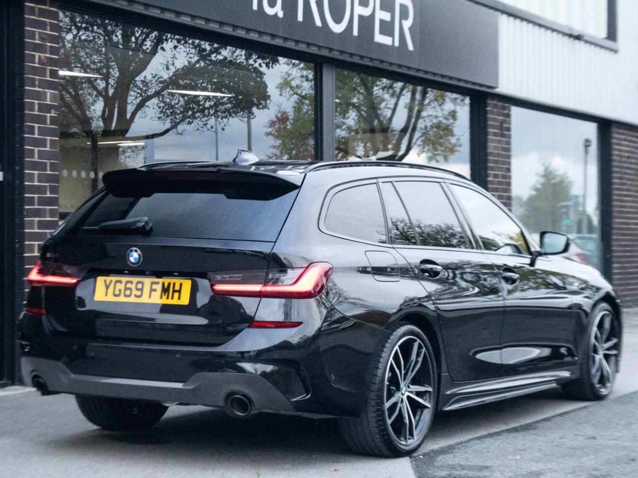 BMW 3 Series 2.0 320d xDrive M Sport Pro Touring Auto Estate Diesel Black Sapphire Metallic