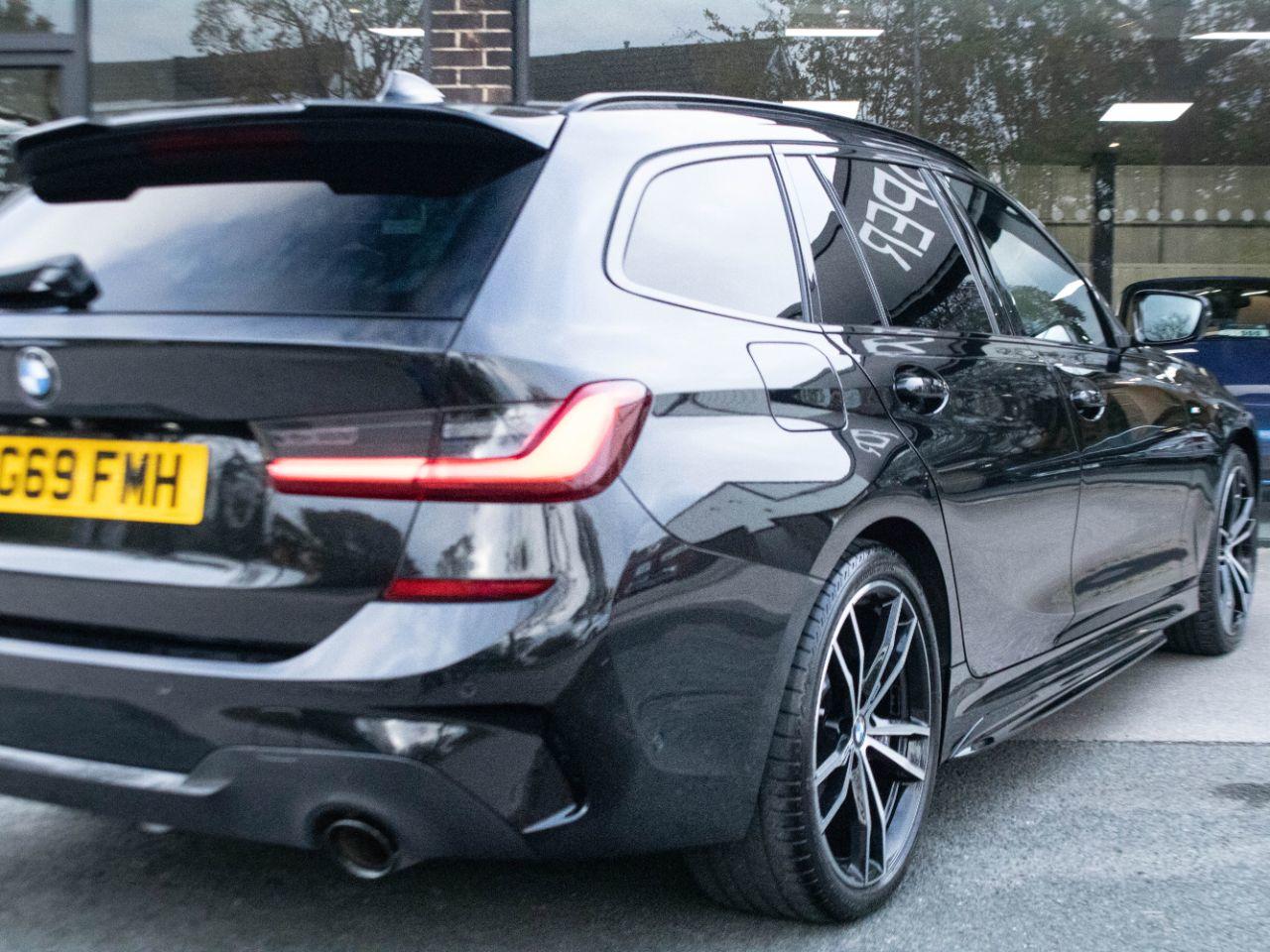 BMW 3 Series 2.0 320d xDrive M Sport Pro Touring Auto Estate Diesel Black Sapphire Metallic