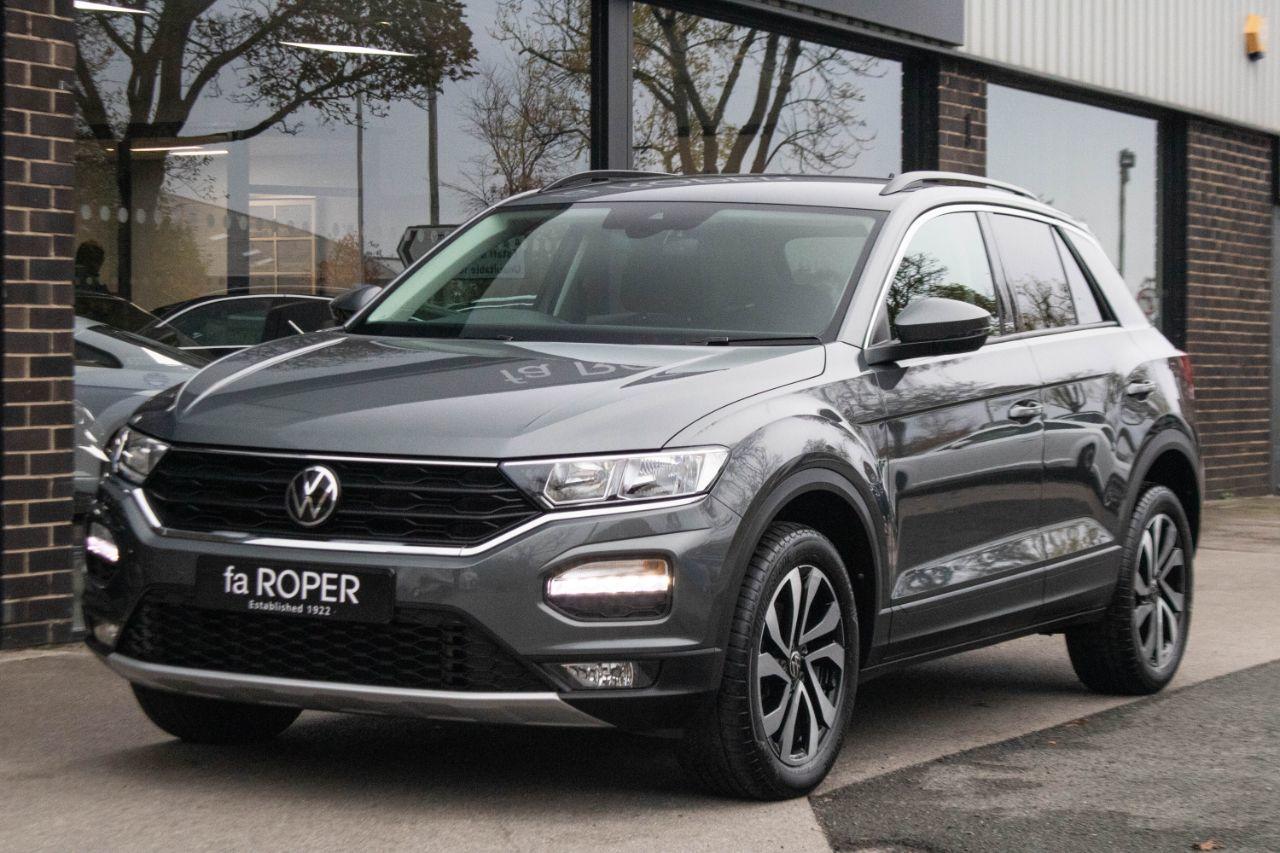 Volkswagen T-Roc 1.5 TSI EVO Active DSG Auto 150ps Hatchback Petrol Indium Grey MetallicVolkswagen T-Roc 1.5 TSI EVO Active DSG Auto 150ps Hatchback Petrol Indium Grey Metallic at fa Roper Ltd Bradford