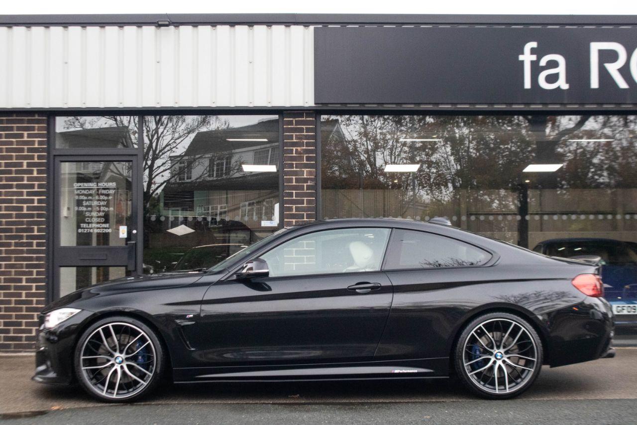 BMW 4 Series 3.0 435d xDrive M Sport Plus Coupe Auto 313ps Coupe Diesel Black Sapphire Metallic