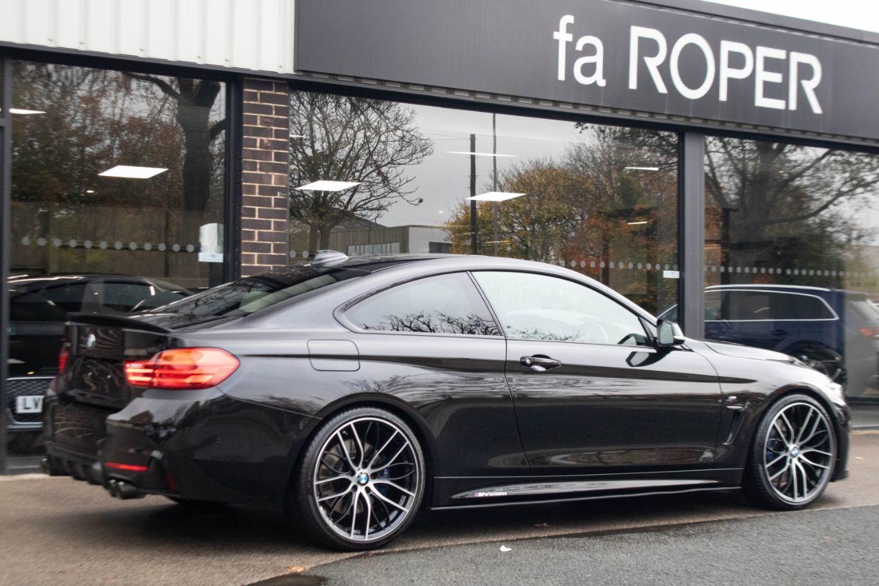 BMW 4 Series 3.0 435d xDrive M Sport Plus Coupe Auto 313ps Coupe Diesel Black Sapphire Metallic