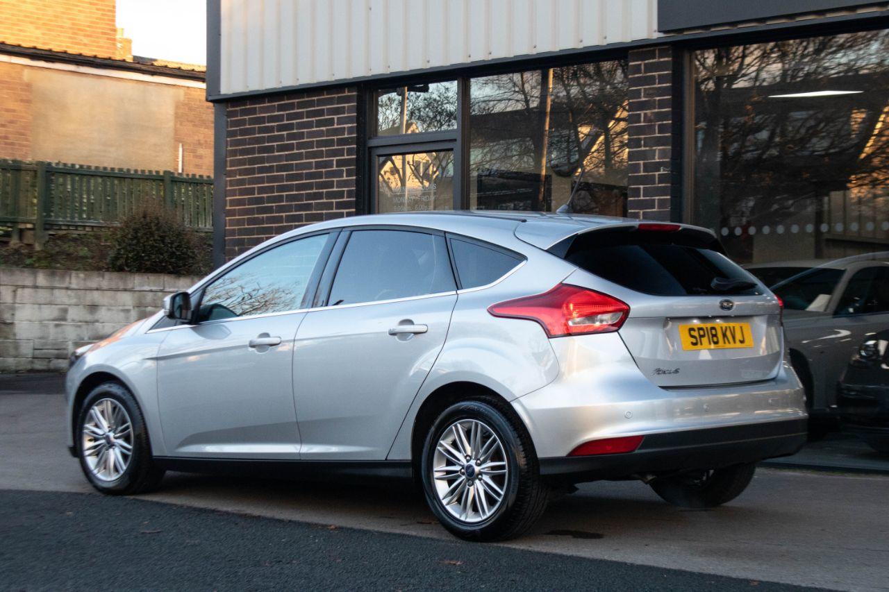 Ford Focus 1.5 Duratorq TDCi Zetec Edition 120ps Hatchback Diesel Moondust Silver Metallic