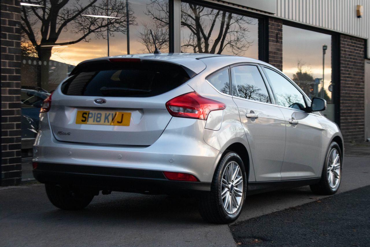 Ford Focus 1.5 Duratorq TDCi Zetec Edition 120ps Hatchback Diesel Moondust Silver Metallic