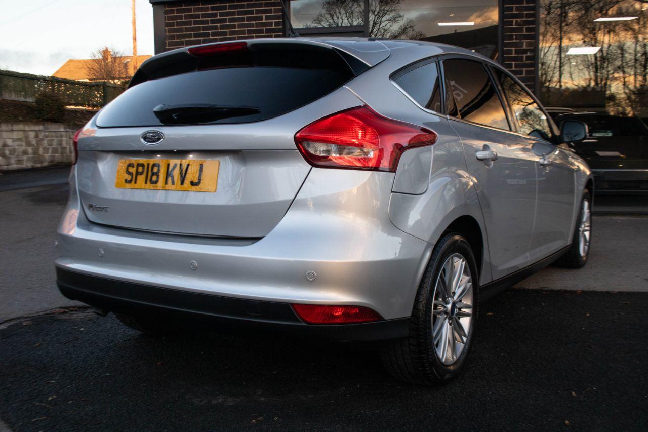 Ford Focus 1.5 Duratorq TDCi Zetec Edition 120ps Hatchback Diesel Moondust Silver Metallic