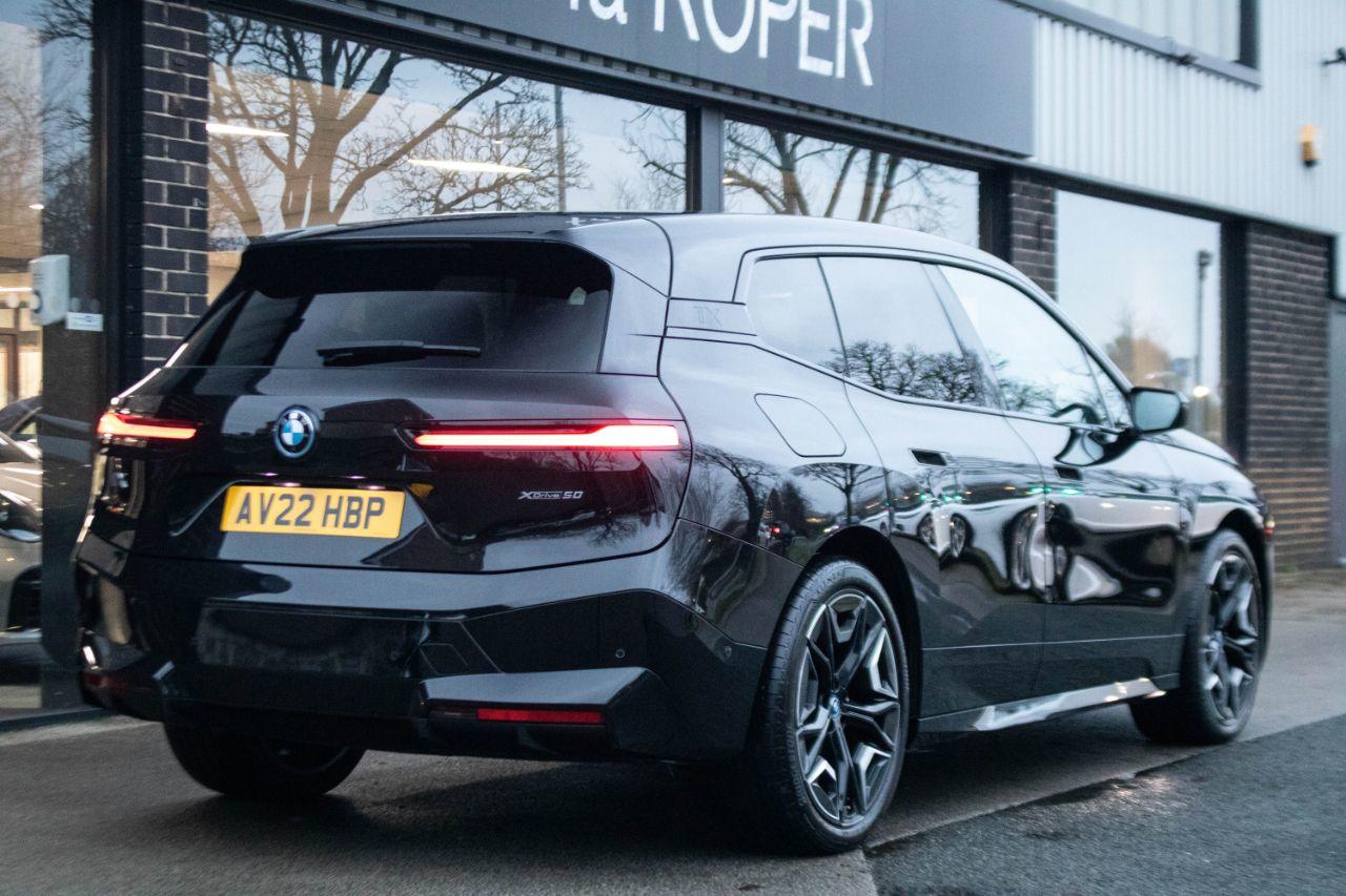 BMW Ix 0.0 xDrive50 M Sport 111.5kWh Auto SUV Electric Black Sapphire Metallic