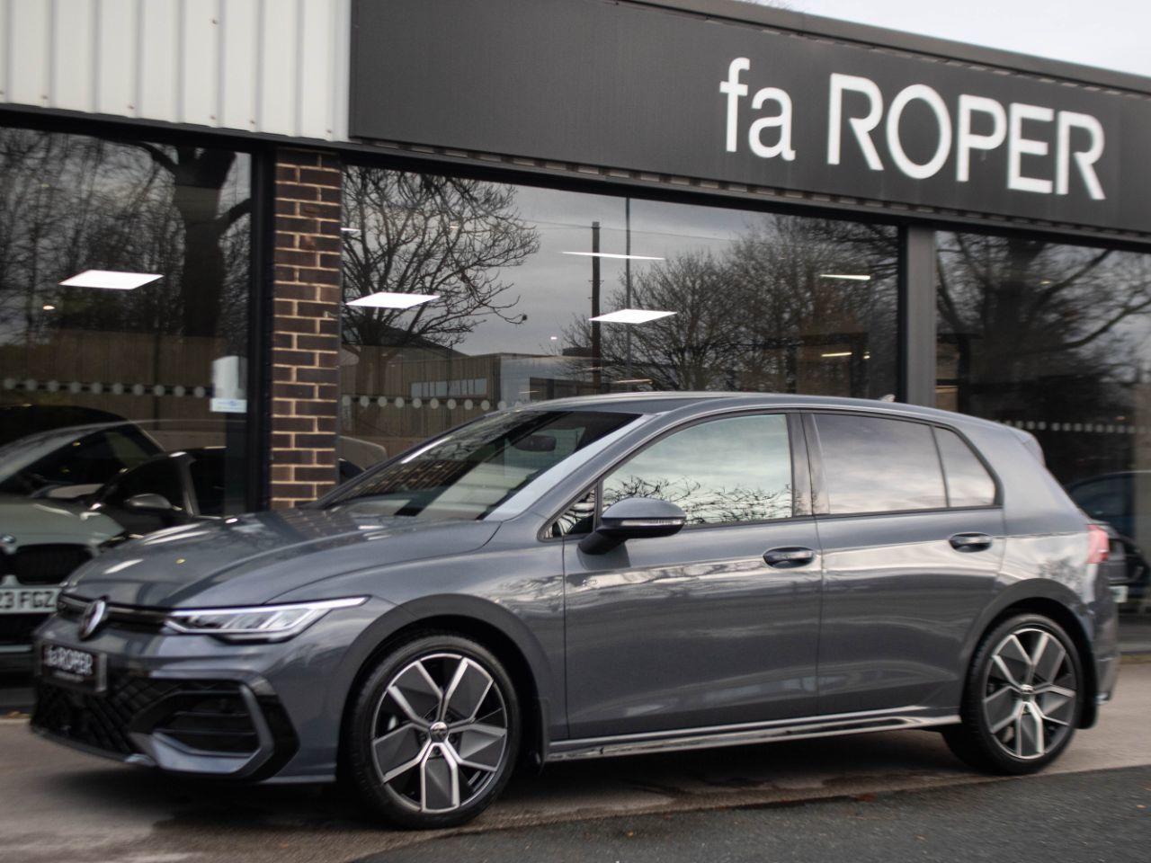 Volkswagen Golf 1.5 eTSI MHEV R-Line DSG 150ps (facelift) Hatchback Petrol Dolphin Grey Metallic