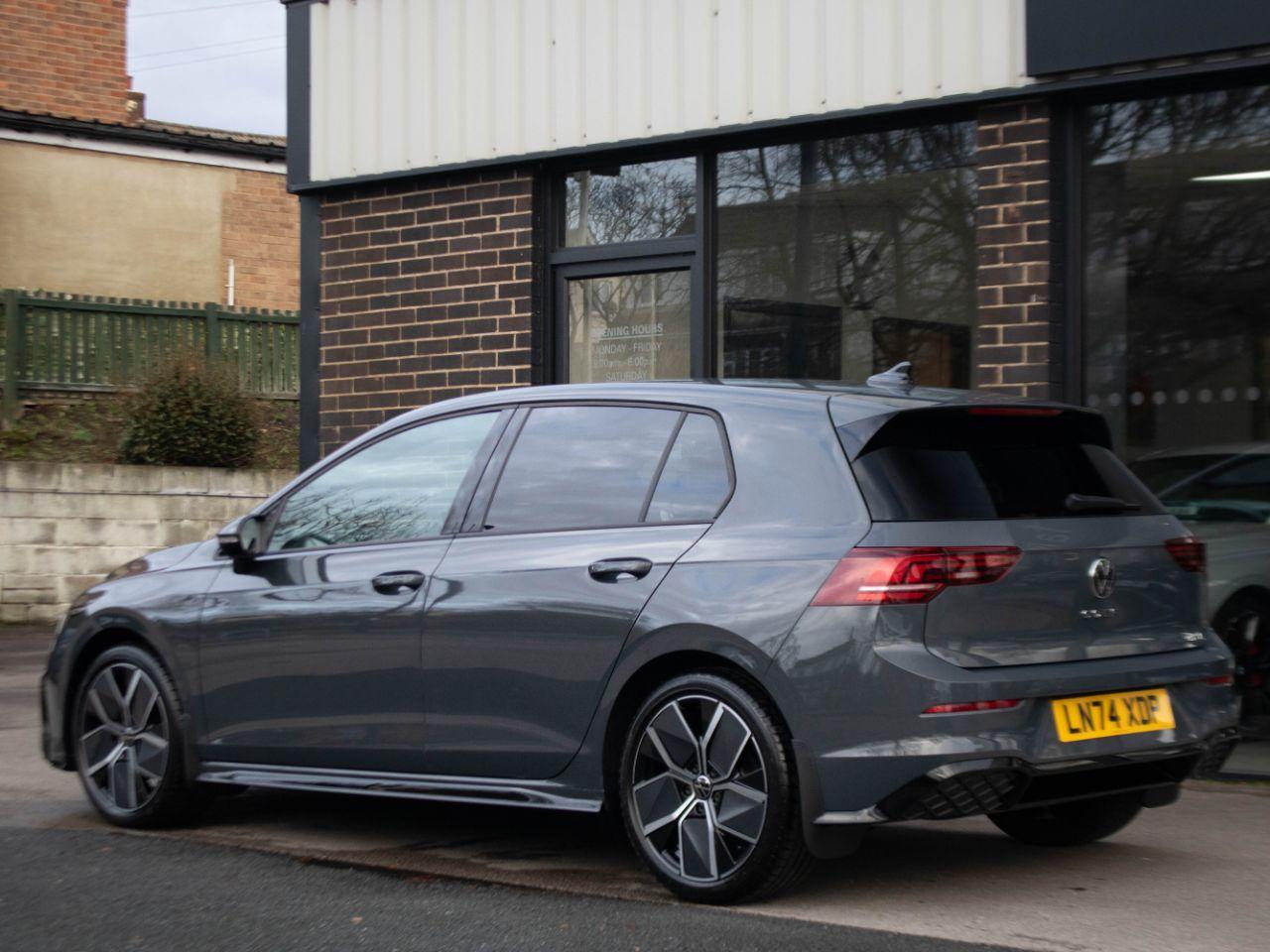 Volkswagen Golf 1.5 eTSI MHEV R-Line DSG 150ps (facelift) Hatchback Petrol Dolphin Grey Metallic