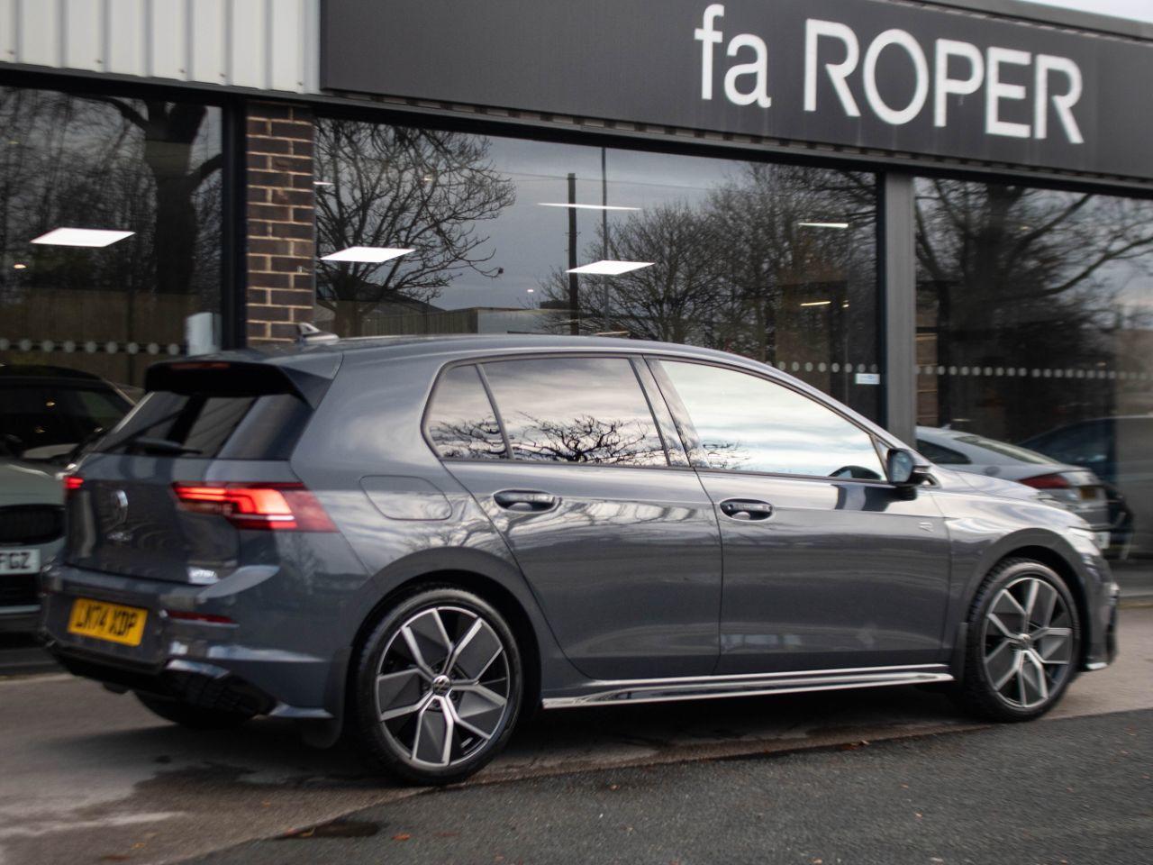 Volkswagen Golf 1.5 eTSI MHEV R-Line DSG 150ps (facelift) Hatchback Petrol Dolphin Grey Metallic