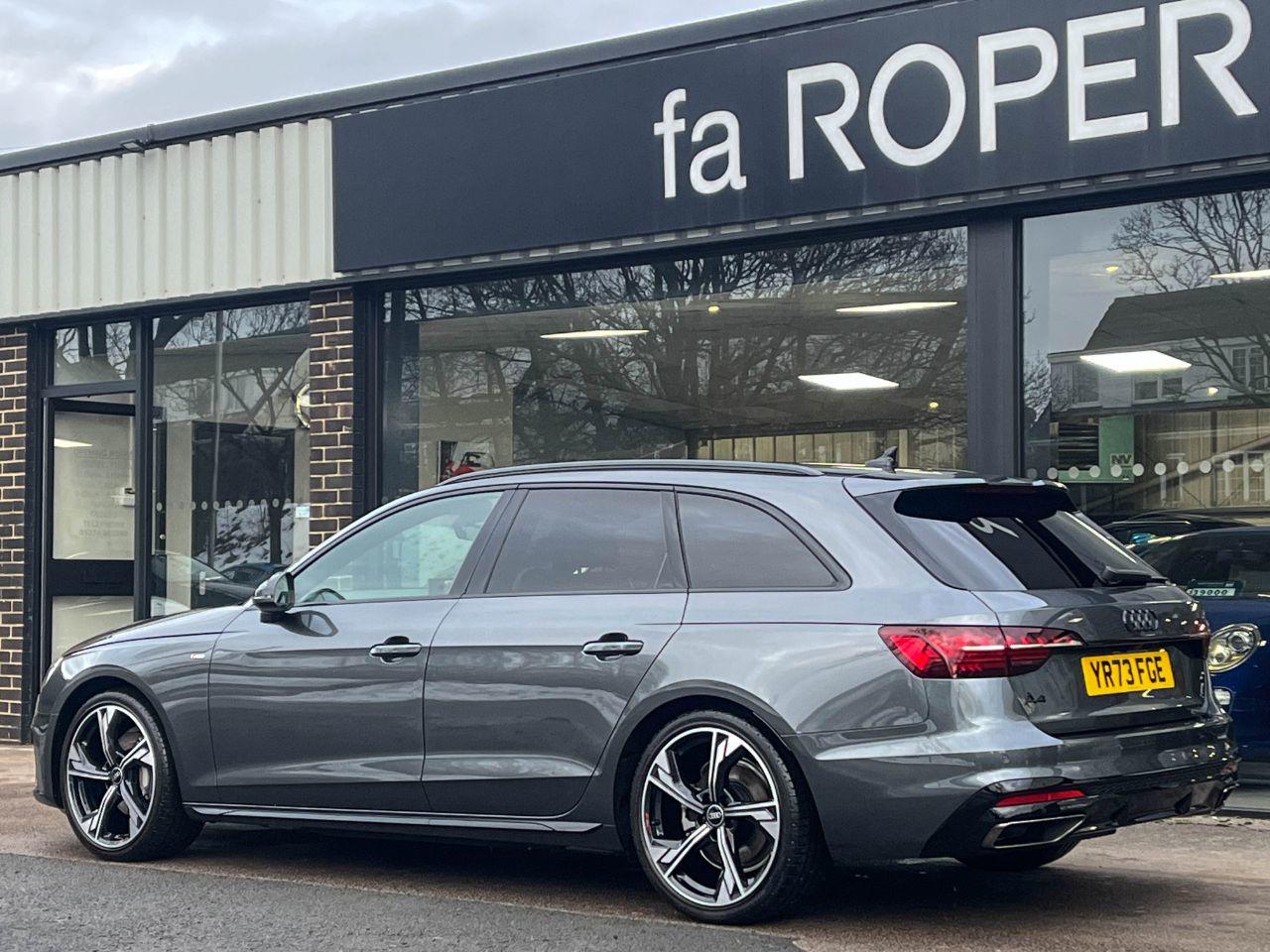 Audi A4 Avant 2.0 TFSI 40 Black Edition S tronic 204ps Estate Petrol Daytona Grey Metallic