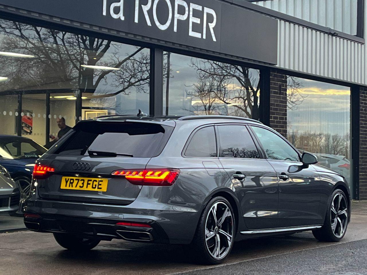 Audi A4 Avant 2.0 TFSI 40 Black Edition S tronic 204ps Estate Petrol Daytona Grey Metallic