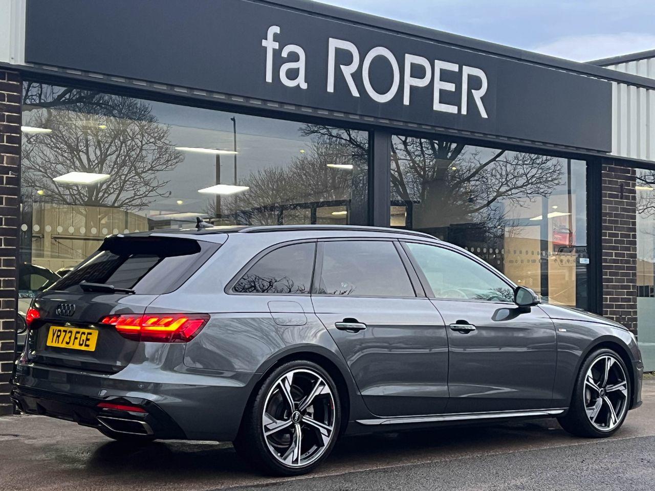 Audi A4 Avant 2.0 TFSI 40 Black Edition S tronic 204ps Estate Petrol Daytona Grey Metallic