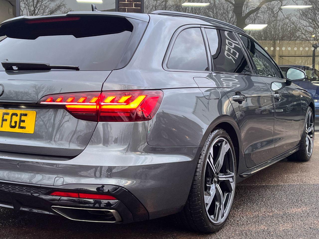 Audi A4 Avant 2.0 TFSI 40 Black Edition S tronic 204ps Estate Petrol Daytona Grey Metallic