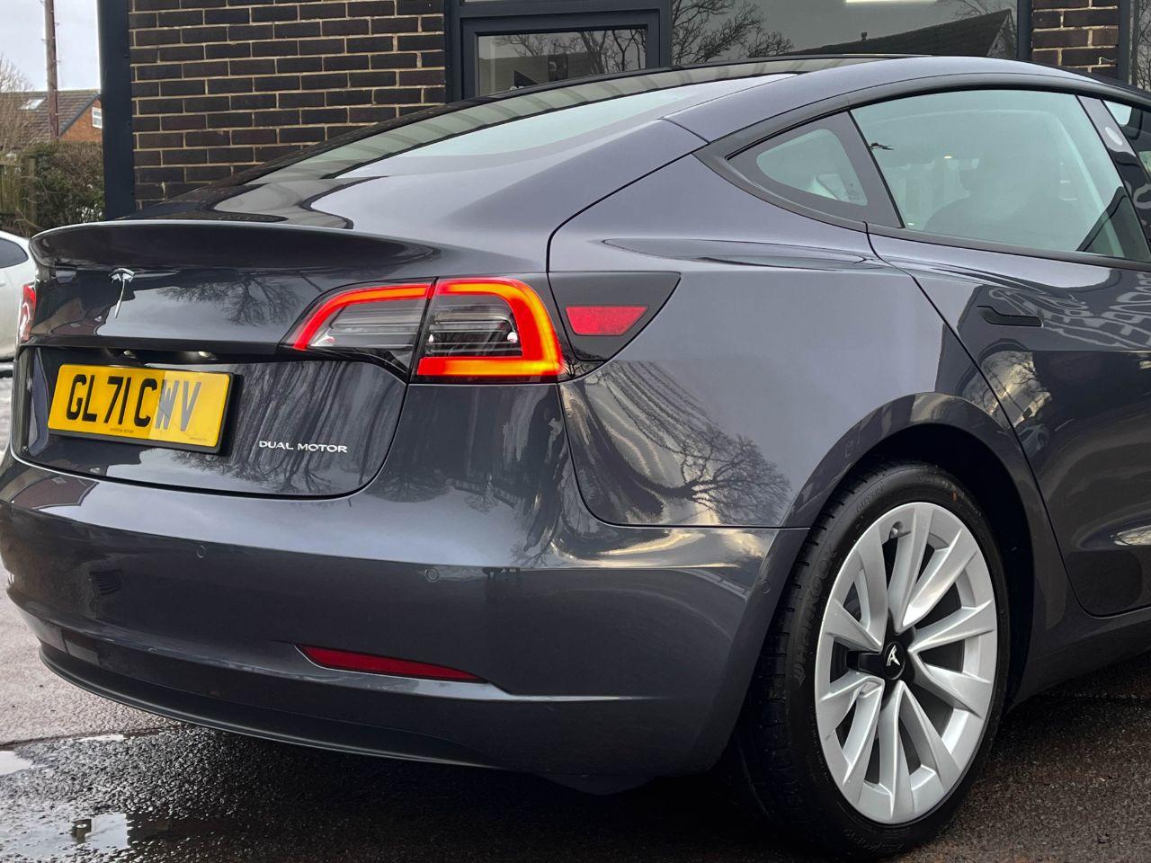 Tesla Model 3 0.0 Long Range Dual Motor AWD Auto Saloon Electric Midnight Silver Metallic