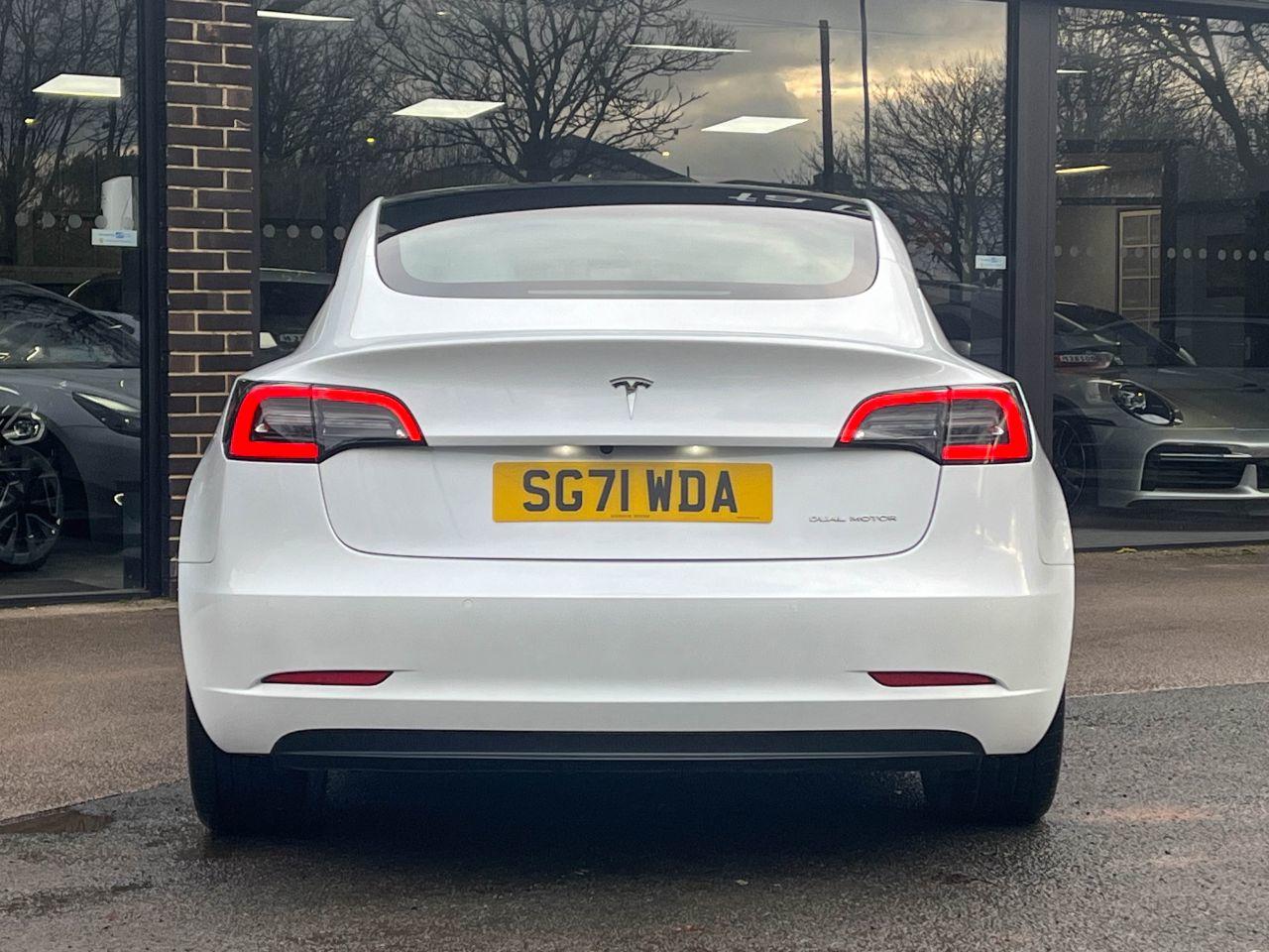 Tesla Model 3 0.0 Long Range Dual Motor All-Wheel Drive Auto Saloon Electric Pearl White Multi Coat