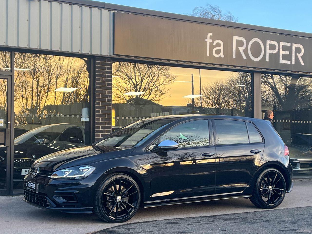 Volkswagen Golf 2.0 TSI R 4MOTION DSG Auto 300ps Hatchback Petrol Deep Black Pearl