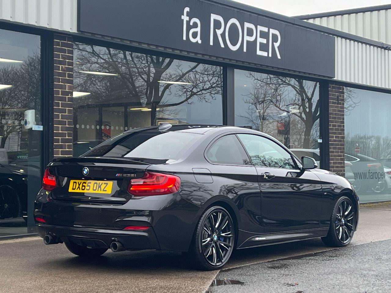 BMW 2 Series M235i 3.0 Auto 326ps Coupe Petrol Black Sapphire Metallic