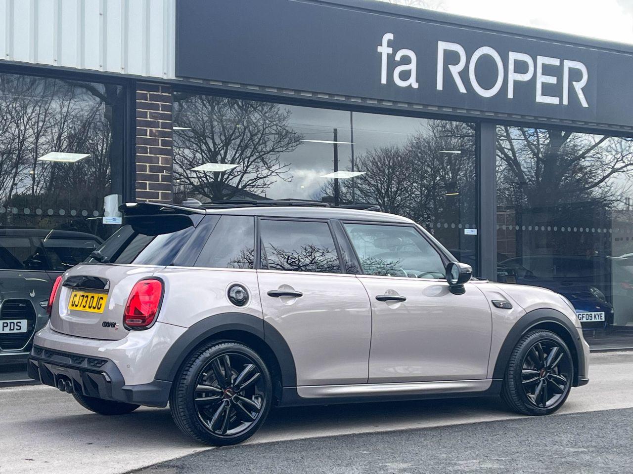 Mini Hatch 2.0 Cooper S Sport LCI 5 door Auto 178ps Hatchback Petrol Rooftop Grey