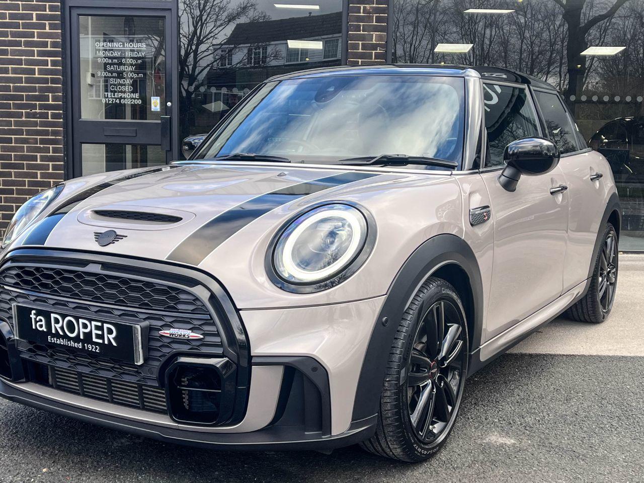 Mini Hatch 2.0 Cooper S Sport LCI 5 door Auto 178ps Hatchback Petrol Rooftop Grey