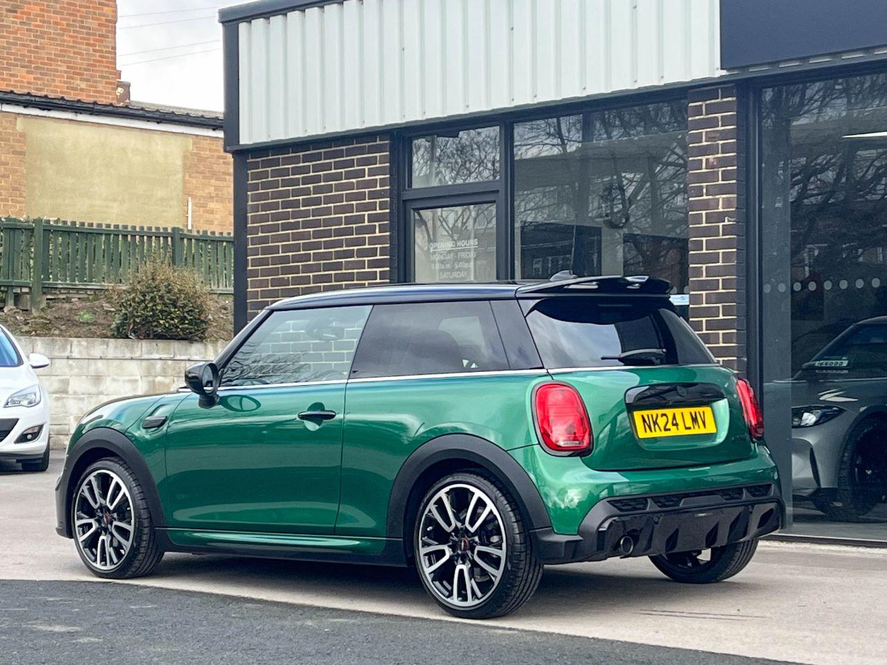 Mini Hatch 1.5 Cooper Sport LCI 3 door Auto 136ps Hatchback Petrol British Racing Green Iv Metallic