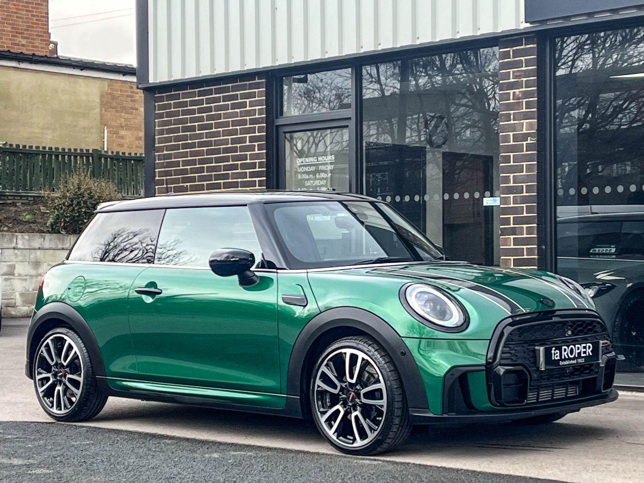 Mini Hatch 1.5 Cooper Sport LCI 3 door Auto 136ps Hatchback Petrol British Racing Green Iv Metallic