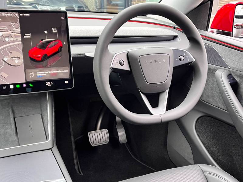 Tesla Model Y   Registered:2025(75)